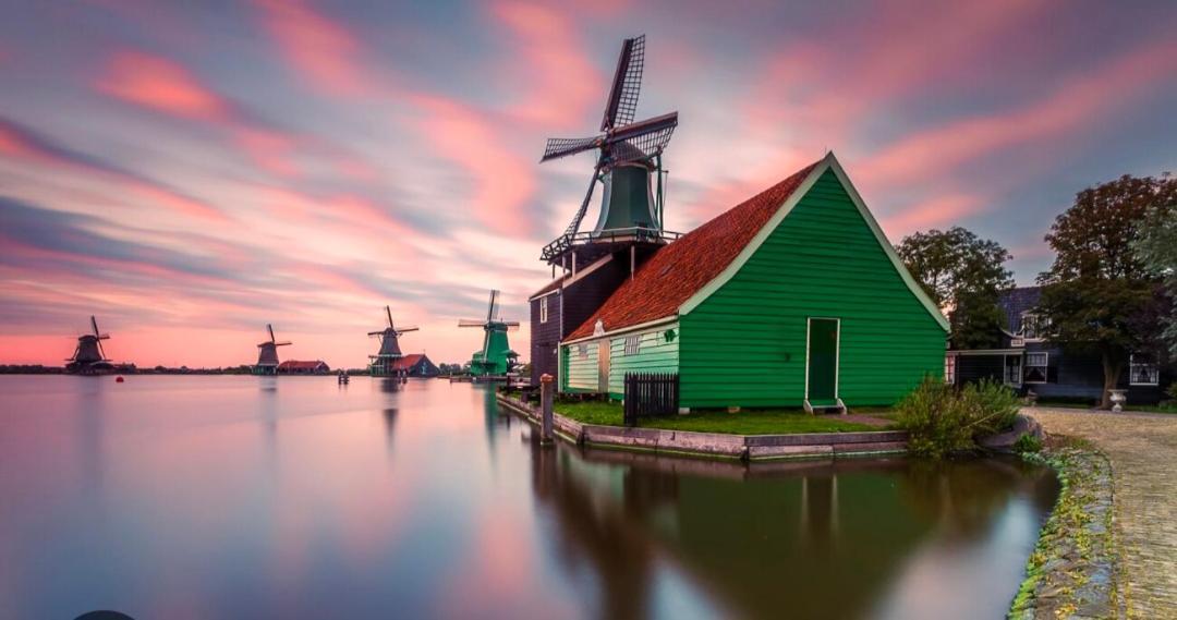 Huisje Britt Met Grote Tuin En Veel Privacy Dirkshorn Exterior foto