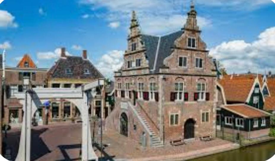 Huisje Britt Met Grote Tuin En Veel Privacy Dirkshorn Exterior foto